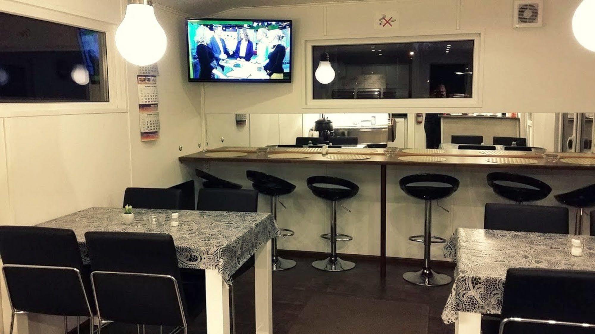 Hotelli Kontio Kontiolahti Exteriör bild
